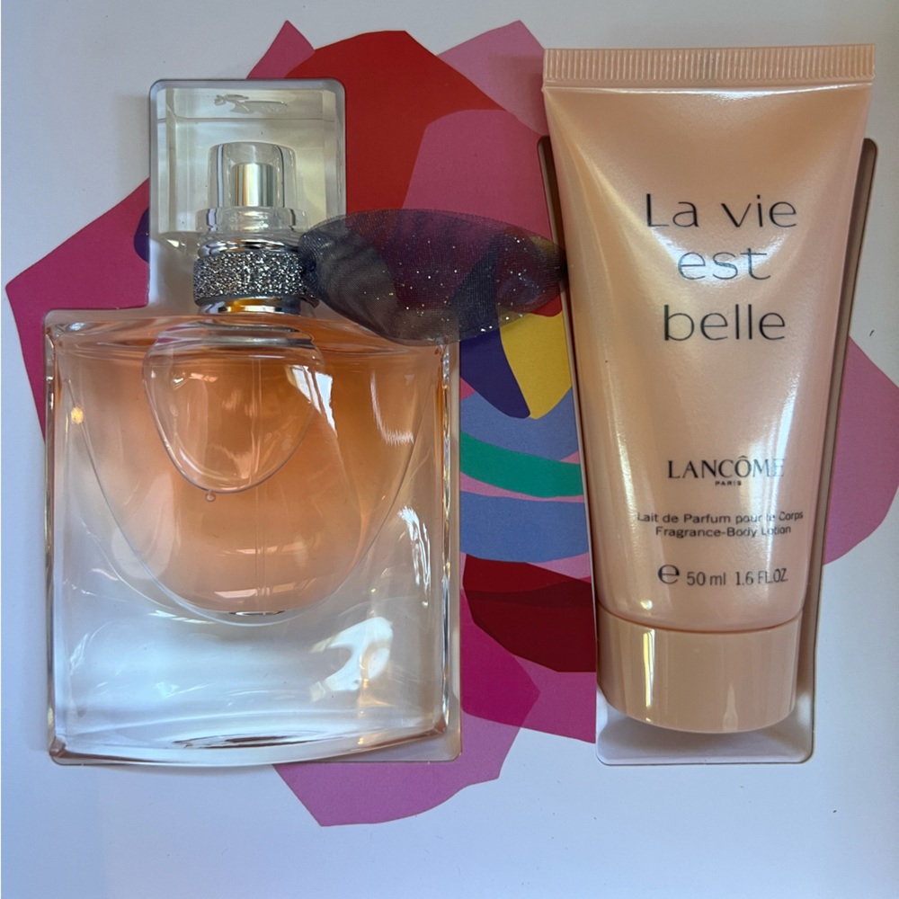 LANCOME LA VIE EST BELLE SET. BRAND NEW! NEVER USED!